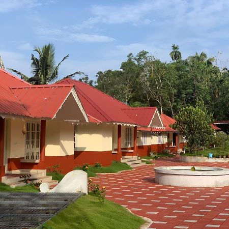 Kandamath Heritage Resort Kolattupuzha Luaran gambar