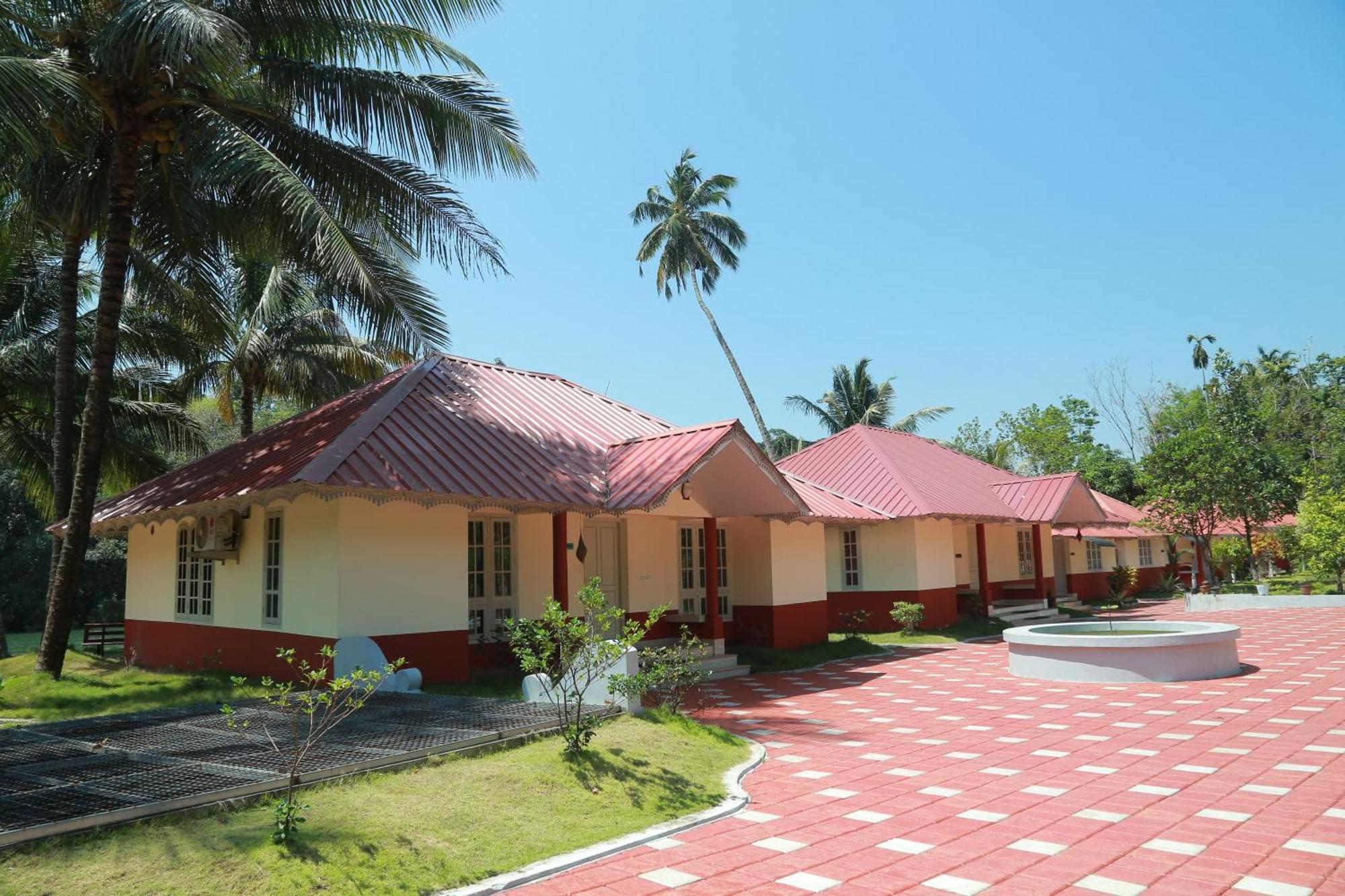 Kandamath Heritage Resort Kolattupuzha Luaran gambar